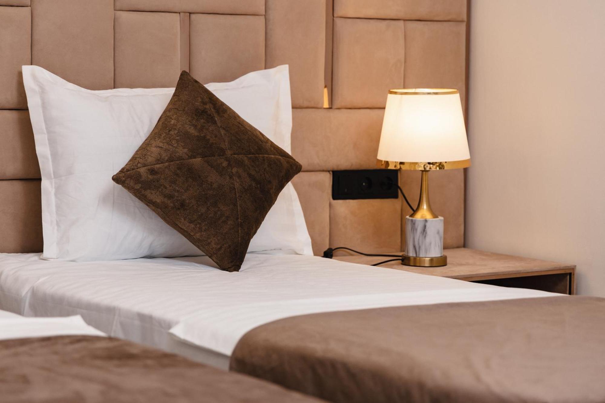 Art Royal Hotel Tashkent Luaran gambar